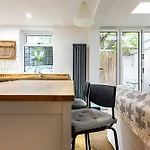Stylish Battersea Home